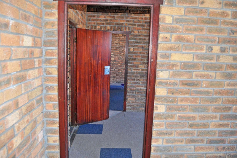 Commercial Property for Sale in Epping Industrial Western Cape